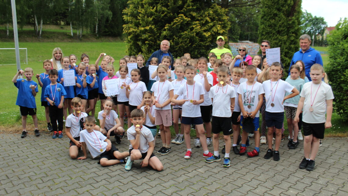 Trójbój lekkoatletyczny klas II w Igrzyskach Dzieci