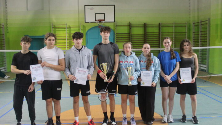 Finał Powiatowy w badmintonie dziewcząt i chłopców w Licealiadzie Powiatowej